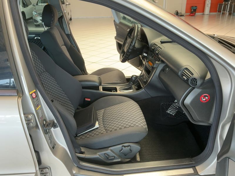 Mercedes-Benz C-Klasse C 220 CDI Avantgarde 2003 – снимка 16