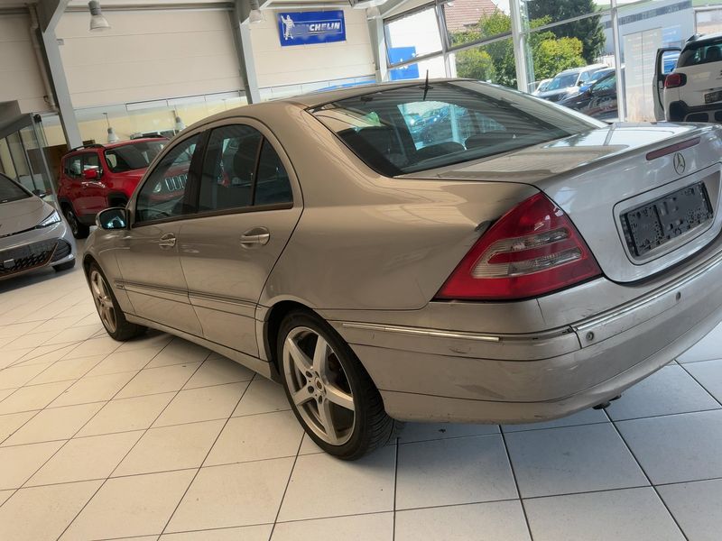 Mercedes-Benz C-Klasse C 220 CDI Avantgarde 2003 – снимка 6