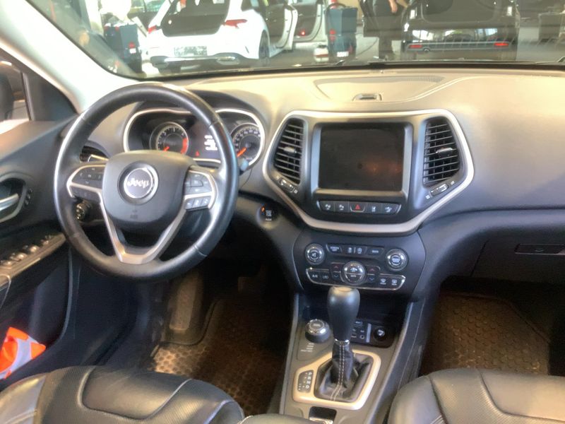 Jeep Cherokee 2.2 M-Jet Limited 4WD 2015 – снимка 18