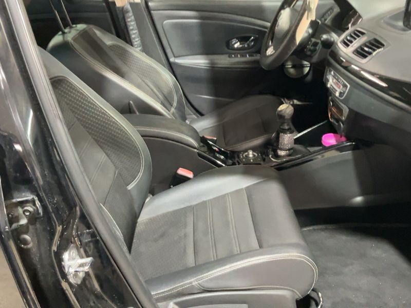 Renault Megane 1.5 dCi BOSE Edition 2014 – снимка 16