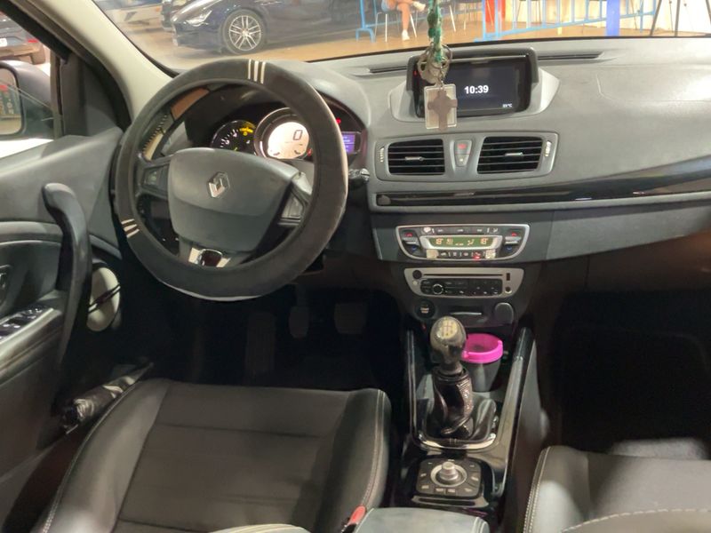 Renault Megane 1.5 dCi BOSE Edition 2014 – снимка 17
