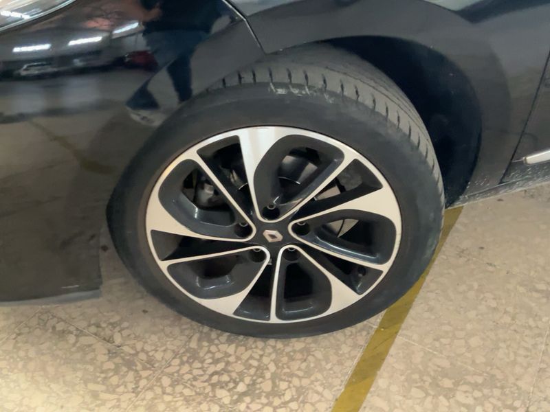 Renault Megane 1.5 dCi BOSE Edition 2014 – снимка 3