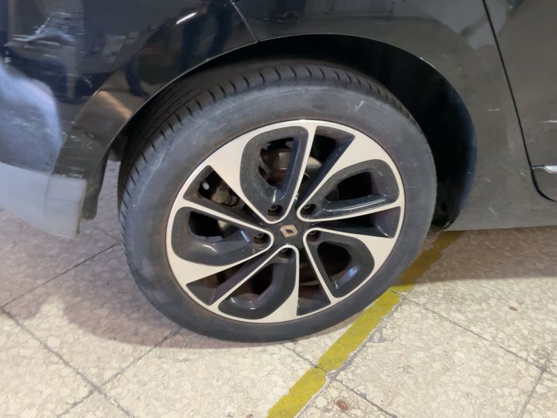 Renault Megane 1.5 dCi BOSE Edition 2014 – снимка 9