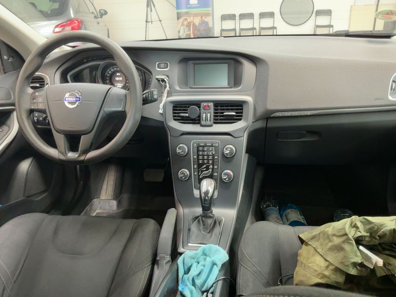Volvo V40 Cross Country 2.0 D3 2014 – снимка 18