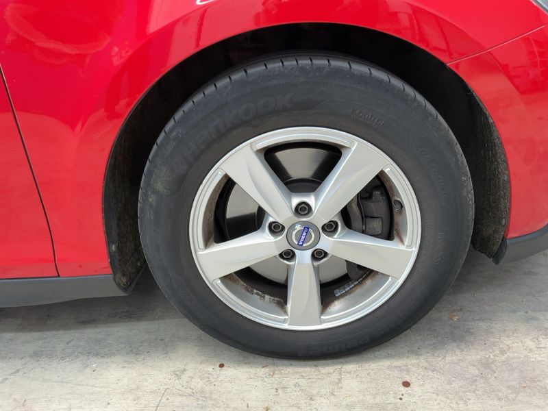 Volvo V40 Cross Country 2.0 D3 2014 – снимка 11