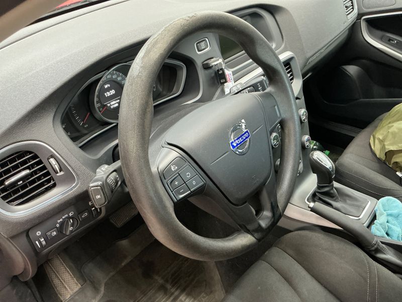Volvo V40 Cross Country 2.0 D3 2014 – снимка 22