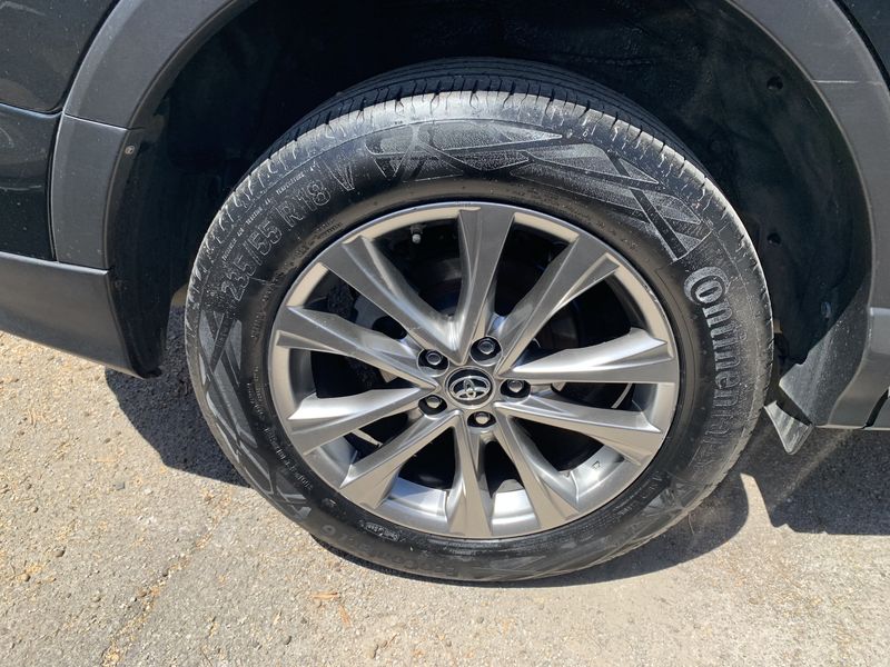 Toyota RAV 4 2.0 D-4D Lounge 2016 – снимка 18