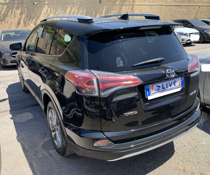 Toyota RAV 4 2.0 D-4D Lounge 2016 – снимка 3