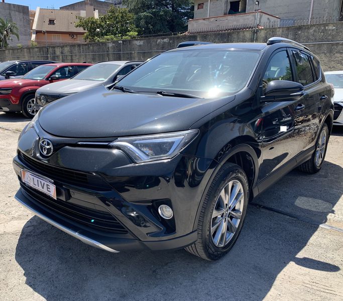 Toyota RAV 4 2.0 D-4D Lounge 2016 – снимка 2