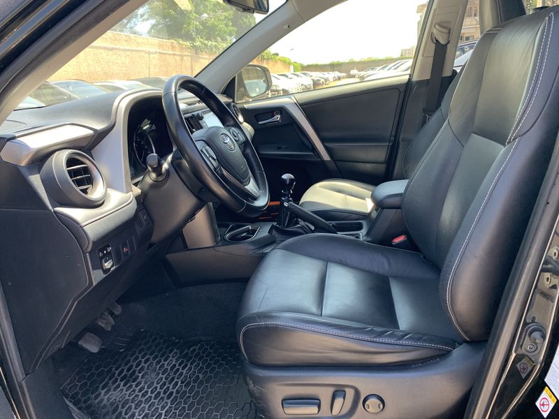 Toyota RAV 4 2.0 D-4D Lounge 2016 – снимка 30
