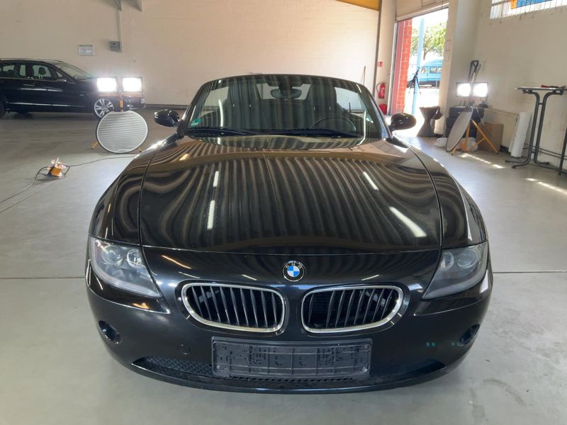 BMW Z4 2.2i 2004 – снимка 14