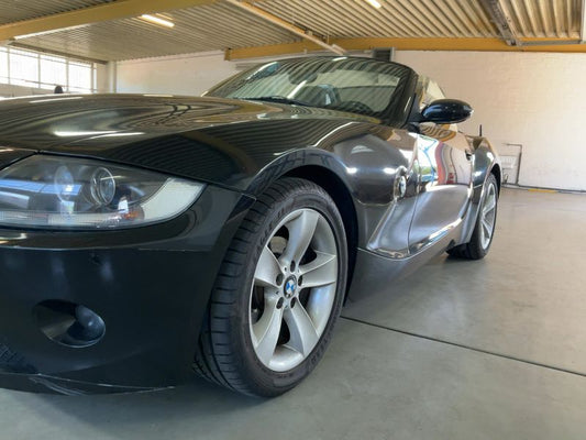 BMW Z4 2.2i 2004 – снимка 2