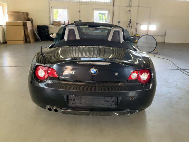 BMW Z4 2.2i 2004 – снимка 7