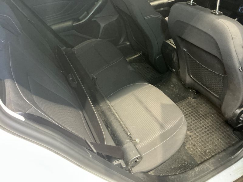 Ford Focus 2.0 TDCi EcoBlue Titanium 2019 – снимка 32