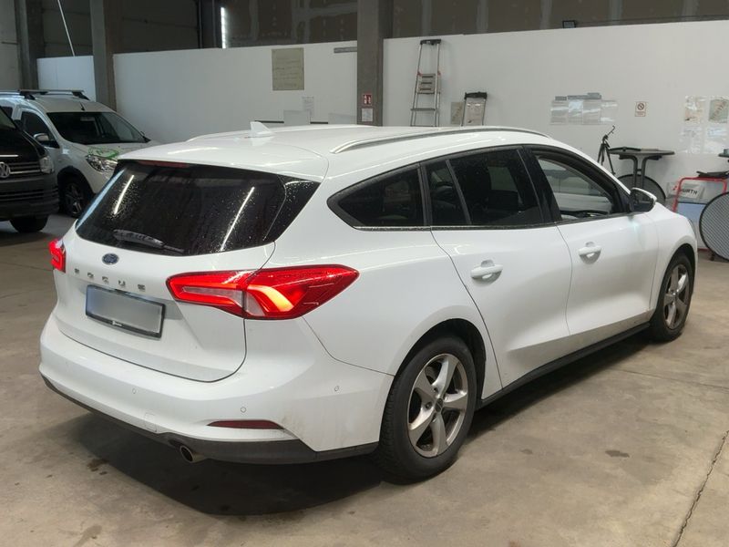 Ford Focus 2.0 TDCi EcoBlue Titanium 2019 – снимка 8