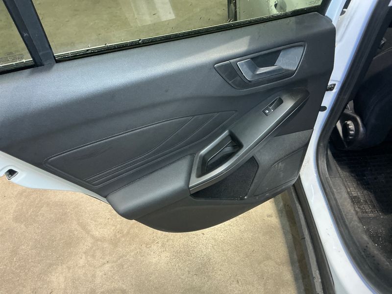 Ford Focus 2.0 TDCi EcoBlue Titanium 2019 – снимка 29