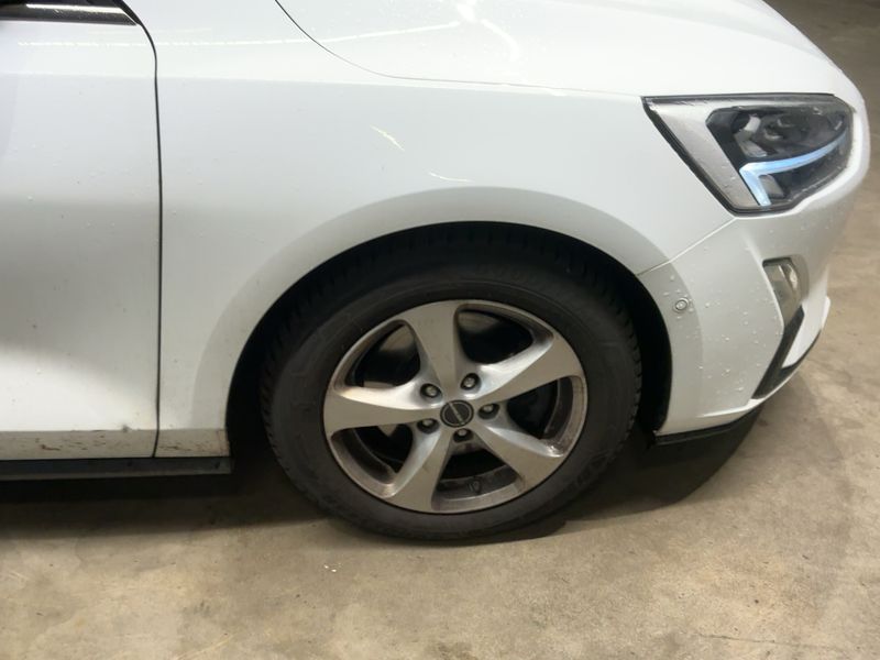 Ford Focus 2.0 TDCi EcoBlue Titanium 2019 – снимка 11