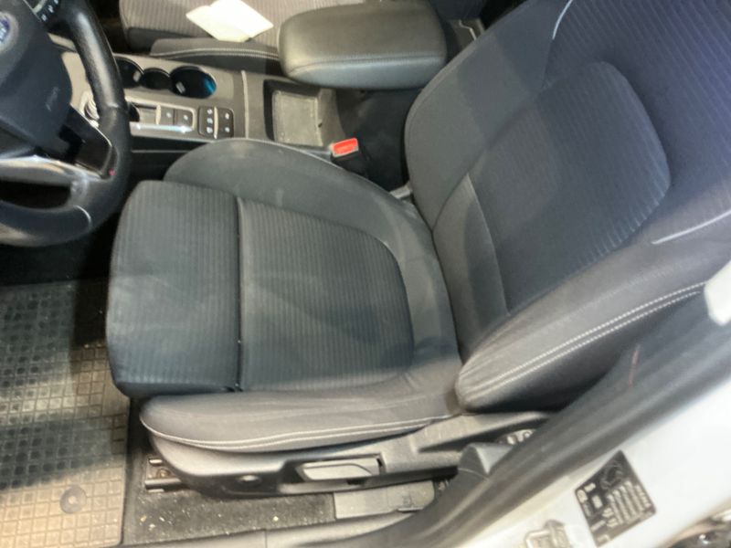 Ford Focus 2.0 TDCi EcoBlue Titanium 2019 – снимка 27