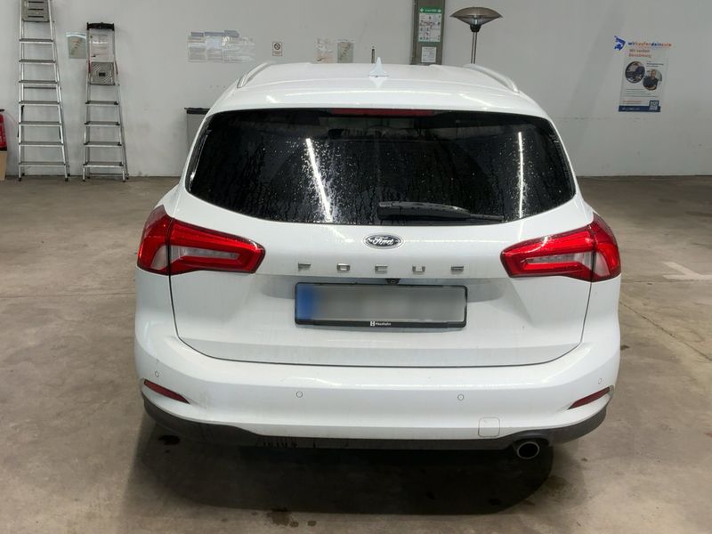 Ford Focus 2.0 TDCi EcoBlue Titanium 2019 – снимка 7