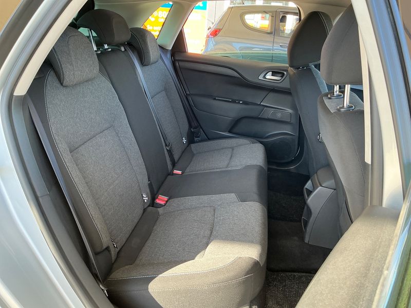 Citroen C4 1.6 Blue-HDi Selection 2016 – снимка 19