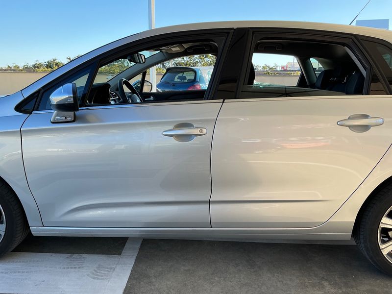 Citroen C4 1.6 Blue-HDi Selection 2016 – снимка 4