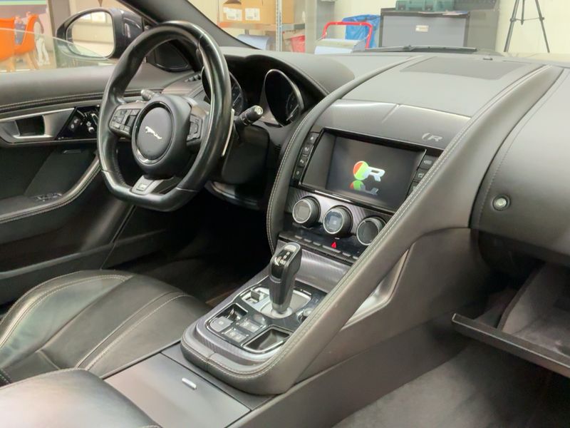Jaguar F-TYPE 5.0 V8 R AWD 2015 – снимка 17