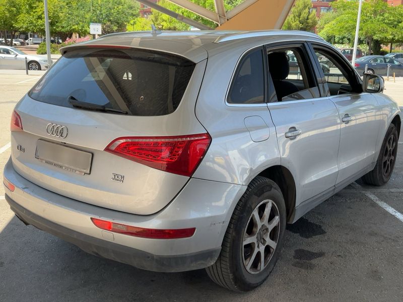 Audi Q5 2.0 TDI quattro 2012 – снимка 8