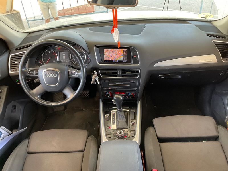 Audi Q5 2.0 TDI quattro 2012 – снимка 17