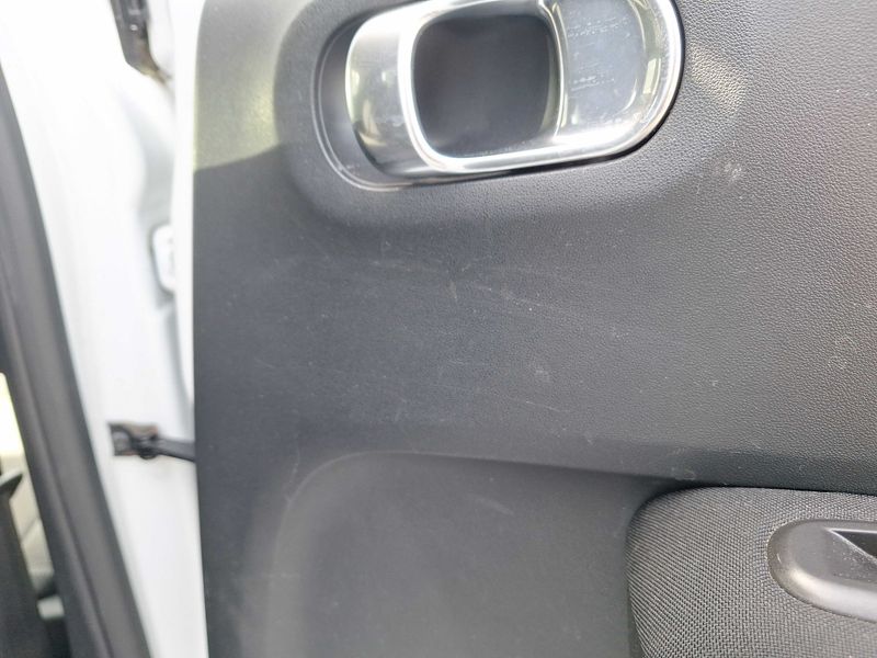 Citroen C3 1.2 PureTech Shine 2019 – снимка 42