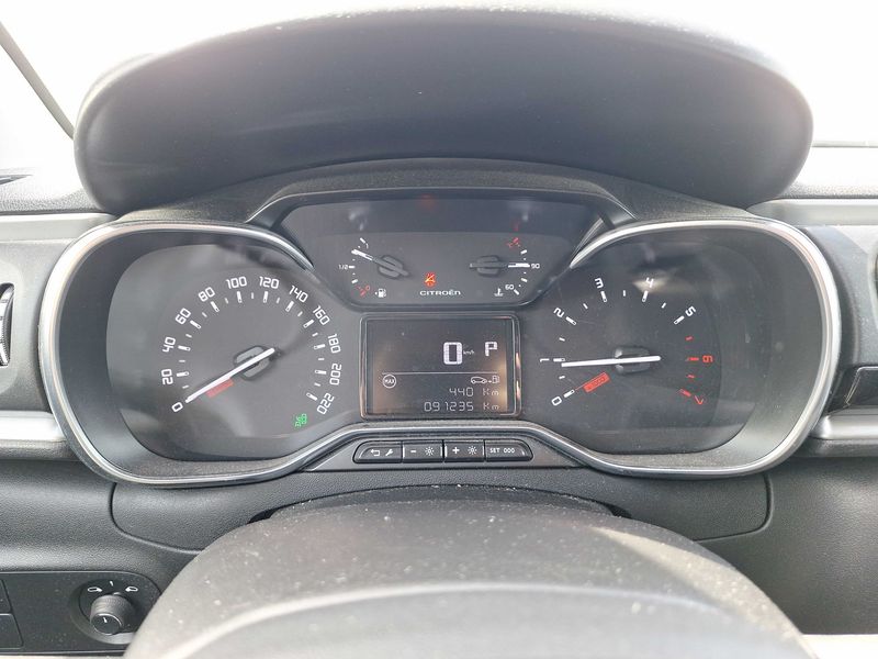 Citroen C3 1.2 PureTech Shine 2019 – снимка 12