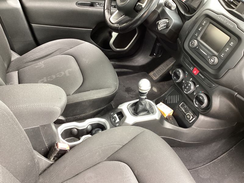 Jeep Renegade 1.6 M-Jet Longitude FWD 2015 – снимка 28