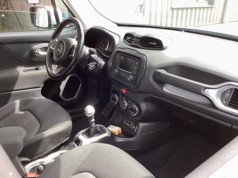 Jeep Renegade 1.6 M-Jet Longitude FWD 2015 – снимка 16