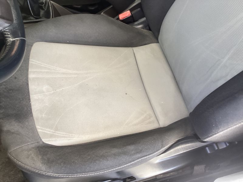 Seat Ibiza 1.6 TDI Style 2012 – снимка 32