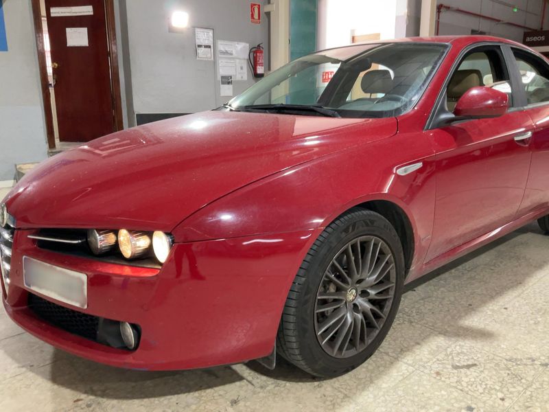 Alfa Romeo Alfa 159 2.0 JTDM Sport Plus 2012 – снимка 2