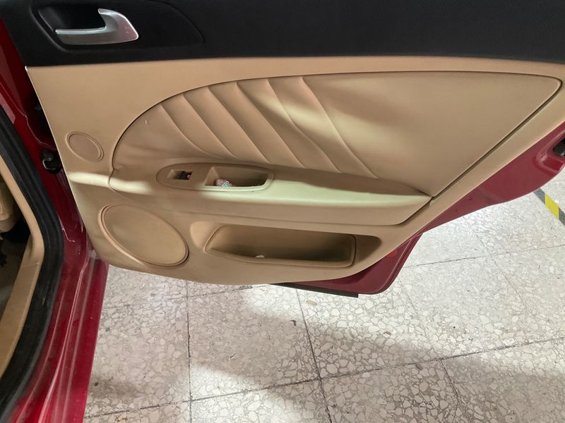 Alfa Romeo Alfa 159 2.0 JTDM Sport Plus 2012 – снимка 28