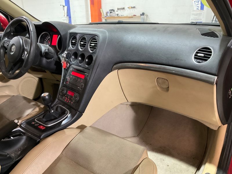 Alfa Romeo Alfa 159 2.0 JTDM Sport Plus 2012 – снимка 31