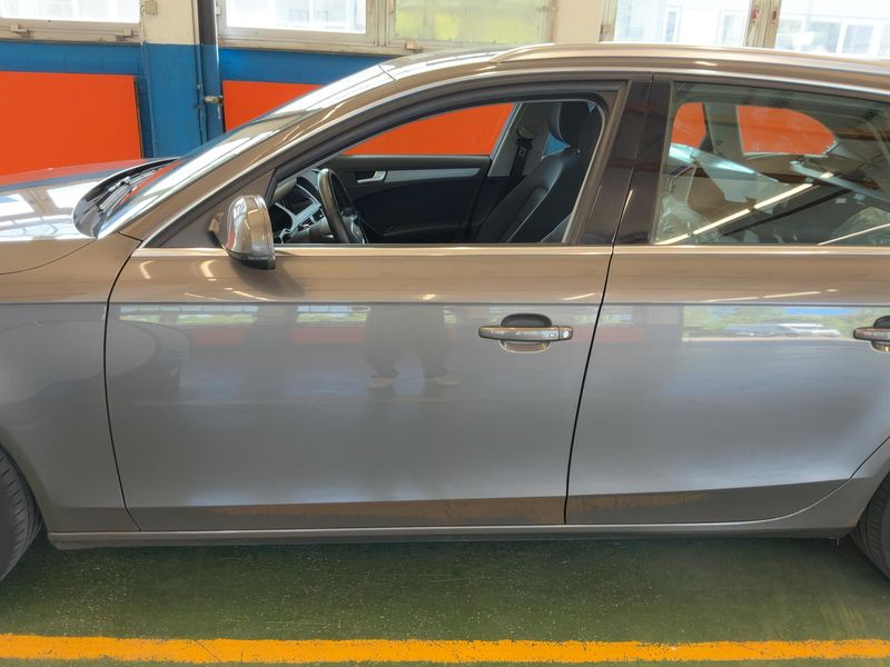 Audi A4 1.8 TFSI Attraction 2013 – снимка 4