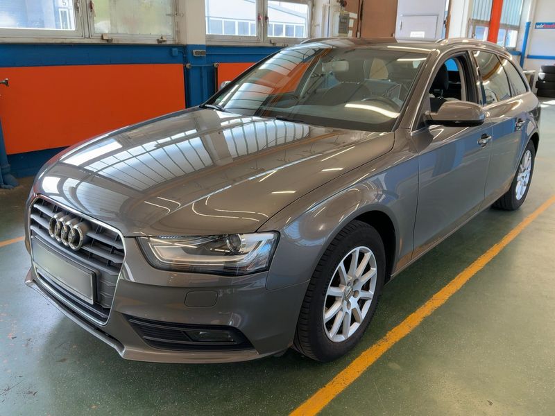 Audi A4 1.8 TFSI Attraction 2013 – снимка 1