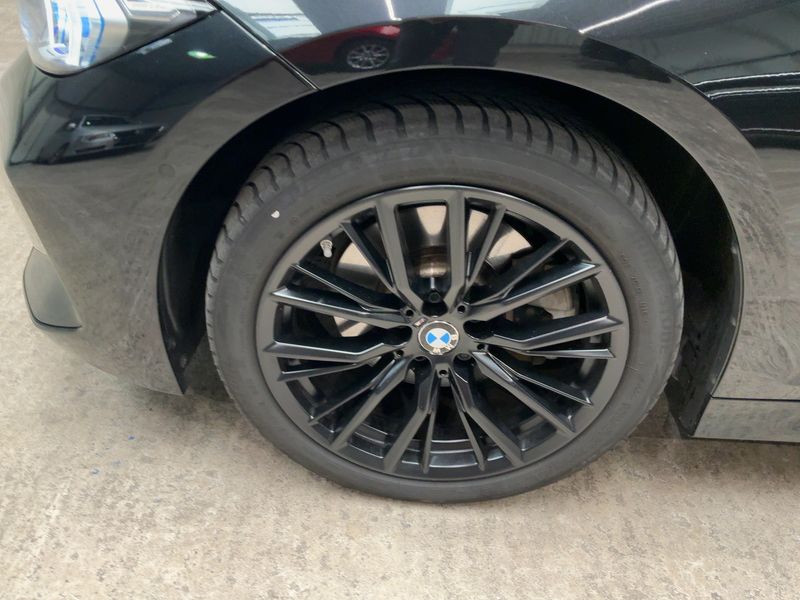 BMW 3er 330e xDrive M Sport 2022 – снимка 3