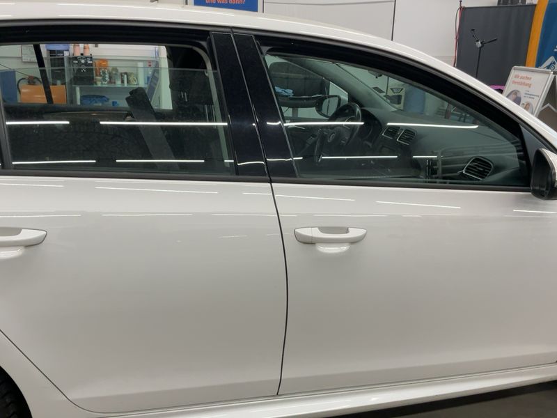 Volkswagen Golf VI 1.6 TDI Trendline BlueMotion Tech 2011 – снимка 7