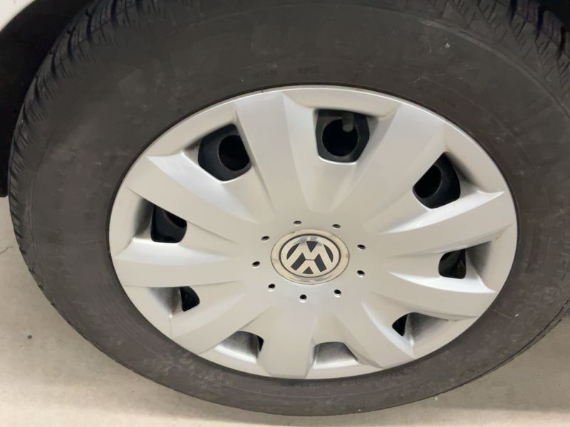 Volkswagen Golf VI 1.6 TDI Trendline BlueMotion Tech 2011 – снимка 9