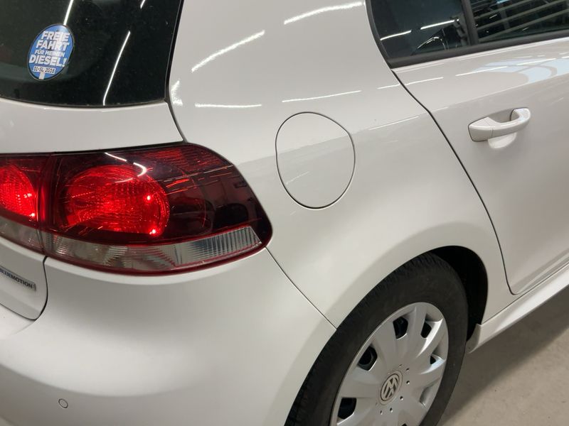 Volkswagen Golf VI 1.6 TDI Trendline BlueMotion Tech 2011 – снимка 6