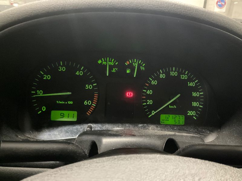 Volkswagen Polo 1.4 1999 – снимка 4