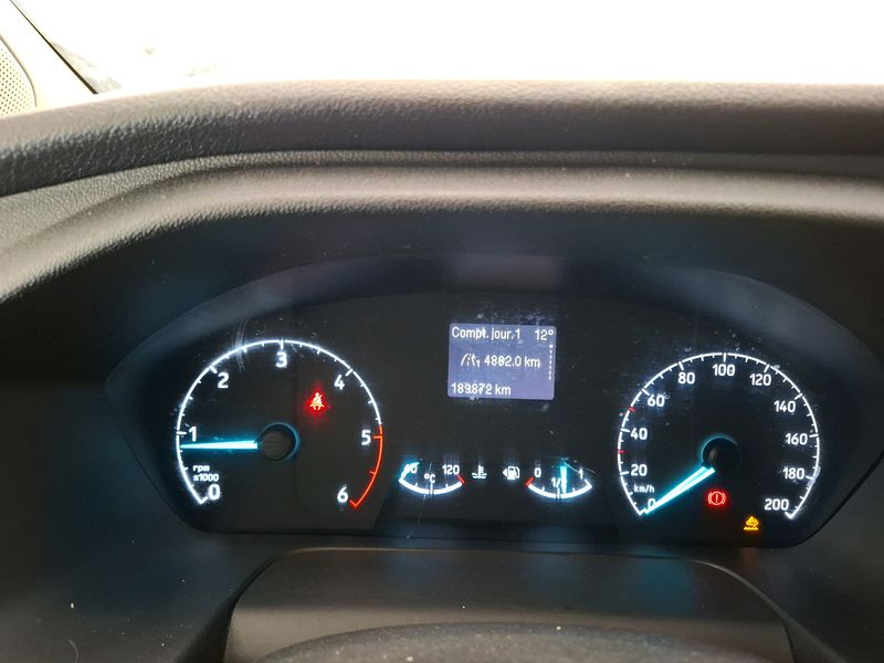 Ford Tourneo Custom 2.0 TDCi L1 Trend Business 2019 – снимка 11
