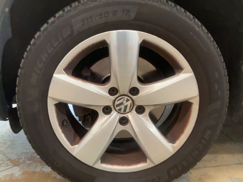 Volkswagen Tiguan 2.0 TDI Sport 4Motion BlueMotion Tech 2013 – снимка 3