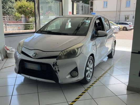 Toyota Yaris 1.5 Hybrid Lounge 2012 – снимка 1