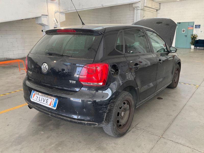 Volkswagen Polo 1.6 TDI Highline 2013 – снимка 2