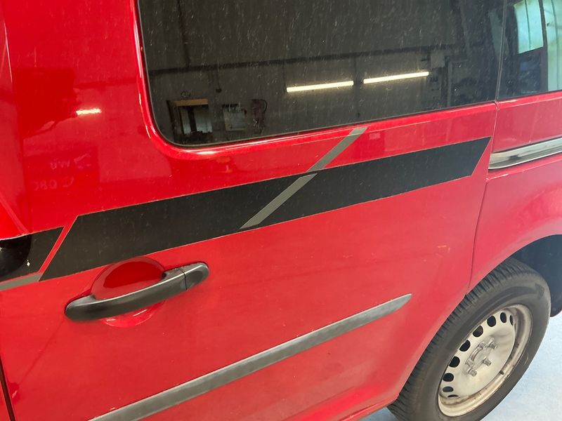 Volkswagen Caddy 2.0 TDI Kombi BlueMotion Tech 2015 – снимка 29