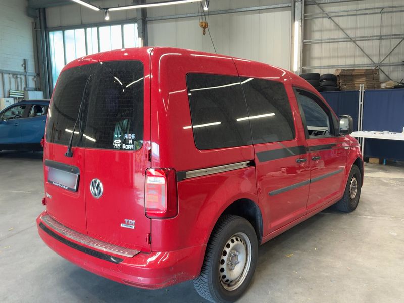 Volkswagen Caddy 2.0 TDI Kombi BlueMotion Tech 2015 – снимка 8