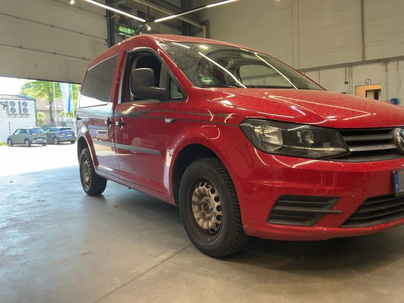 Volkswagen Caddy 2.0 TDI Kombi BlueMotion Tech 2015 – снимка 12